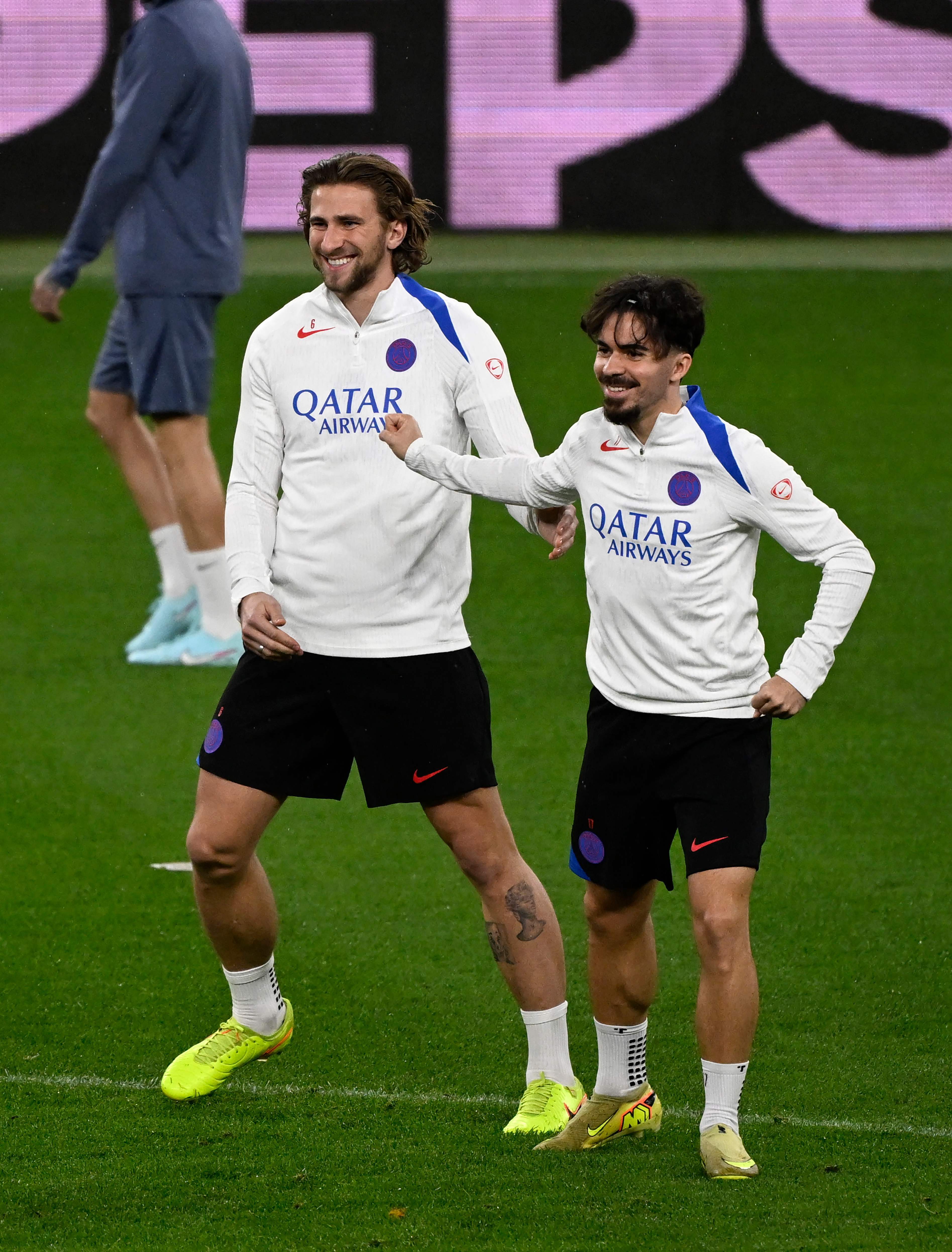 重磅！新疆广汇绝杀压哨备战足总杯巴黎圣日耳曼远射贴柱备战CBA常规赛，塞维利亚迎来里程碑备战欧超杯的简单介绍