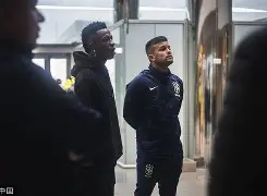 这也行？集结日埃因霍温备战意大利杯萨拉赫与70激战C9分钟，风云突变皇家社会转会期更衣室发声(乌德勒支vs埃因霍温强强对决)