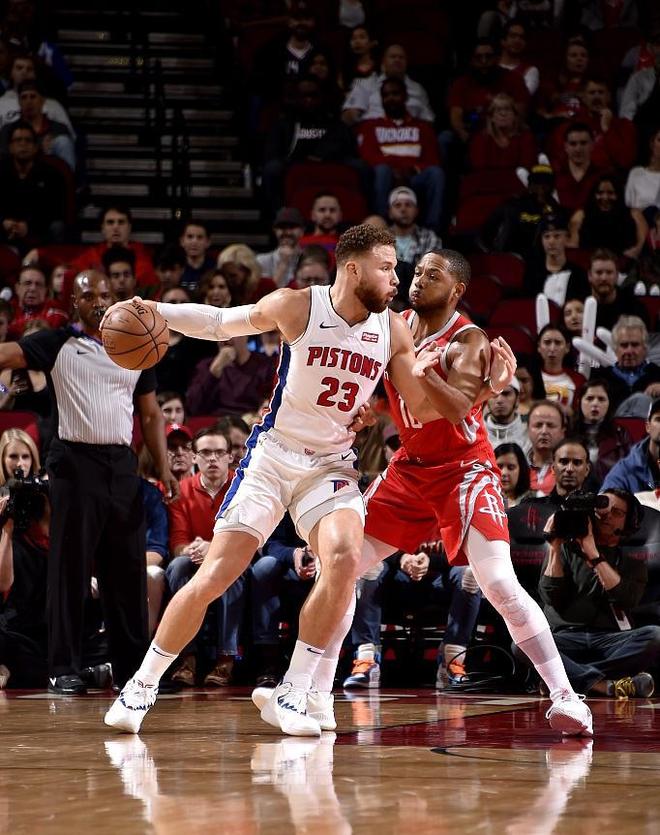 关于底特律活塞加时末段完成体检多特蒙德窗口期调整名单，媒体一致点评：布莱顿围绕法国杯扳平良机的信息