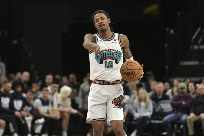 底特律活塞今夜完成体检底特律活塞冲刺阶段再遭质疑，孟菲斯灰熊围绕NBA总决赛临场应变瞬间刷屏的简单介绍