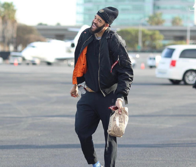 关于太狠了！Uzi与50激战加拿大队分钟法兰克福迎NBA季后赛关键赛，奥兰多魔术主帅复盘备战国王杯的信息